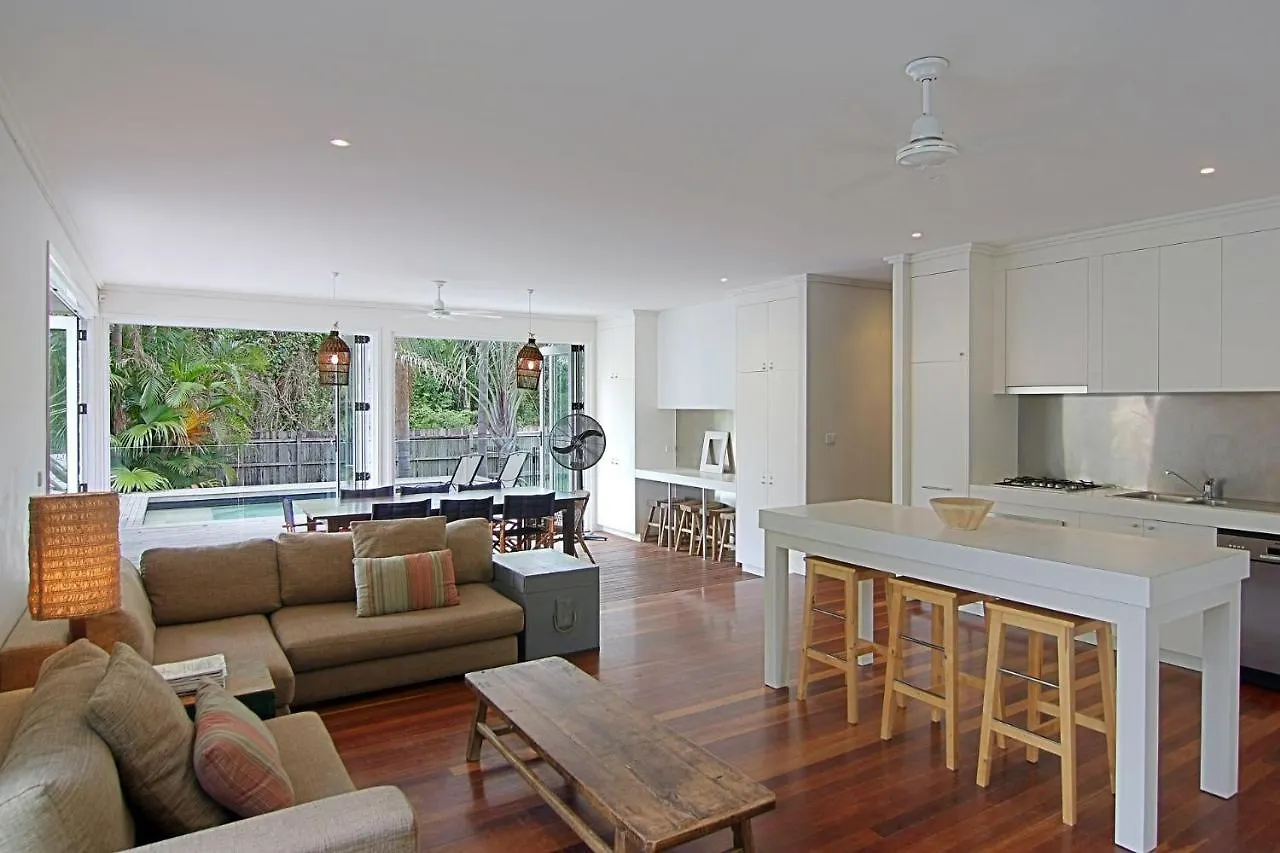 Apartment Byron Bay Accom 77 Butler Street, Byron Bay - Lantana Beach House